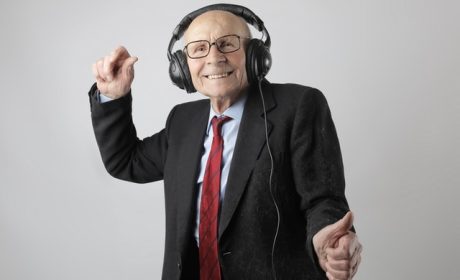 pexels-andrea-piacquadio-3831187