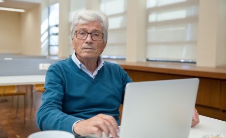 pexels-kampus-production-7983585